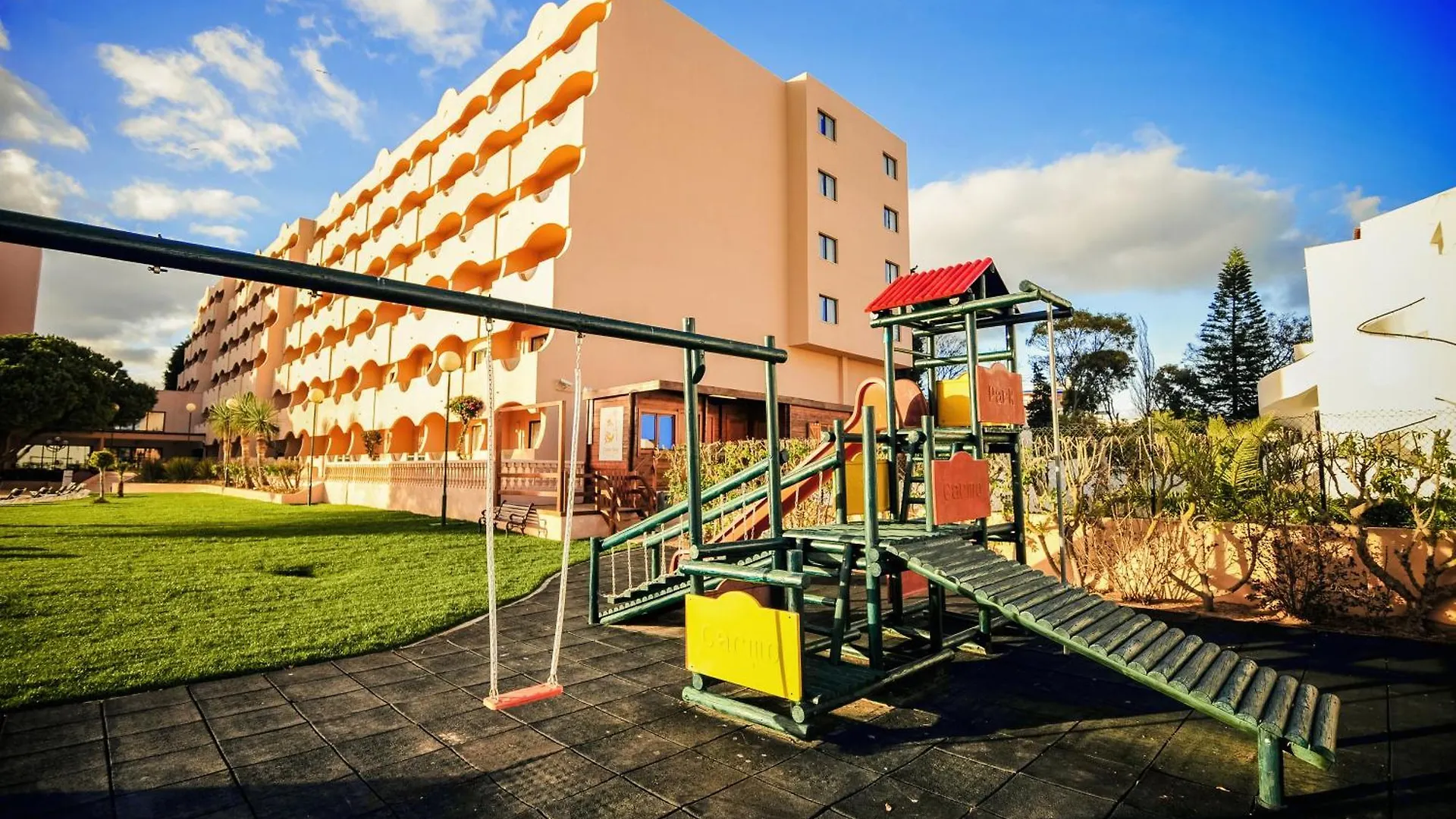 אלבופיירה Vila Gale Atlantico